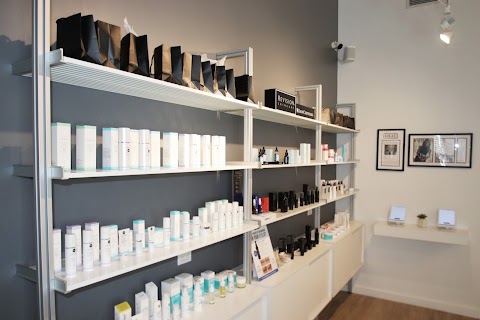 Silver Mirror Facial Bar - Flatiron