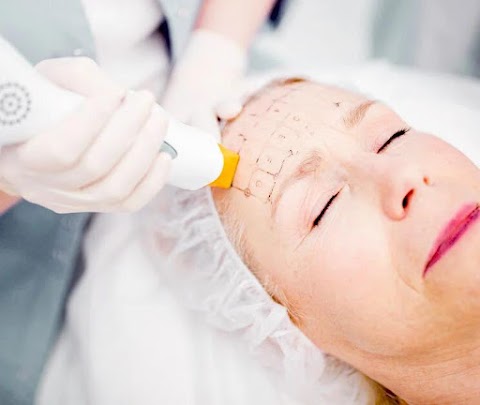 Century Dermatology 清清皮肤诊所