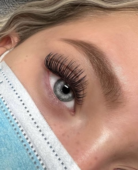 Arch Threading Salon