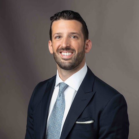 Dr. Justin Buro, MD