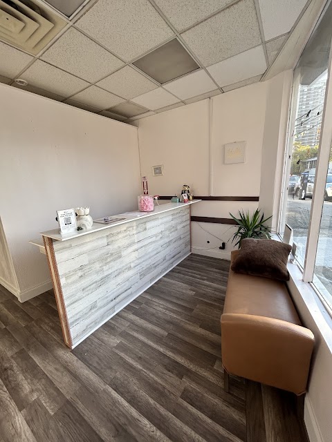 SANDRA DEE MED SPA