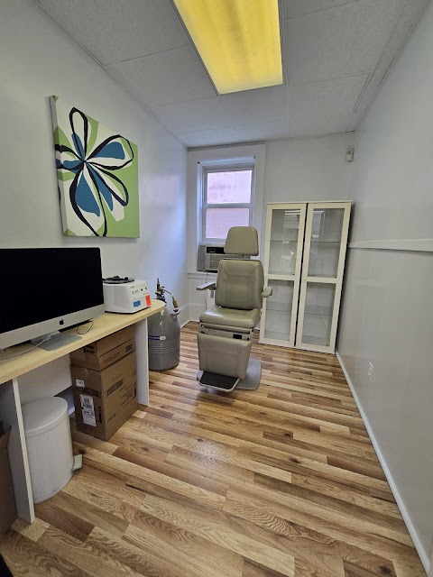 Michael Gladstein, MD | Dermatologist Astoria