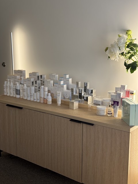 Louloùdi Esthetics
