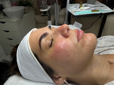 La Belle Beauty Academy