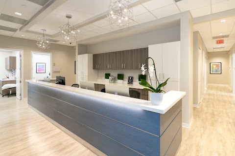 Gold Coast Dermatology Center
