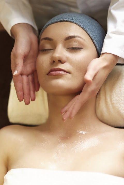 Ambar Carmona Med Spa