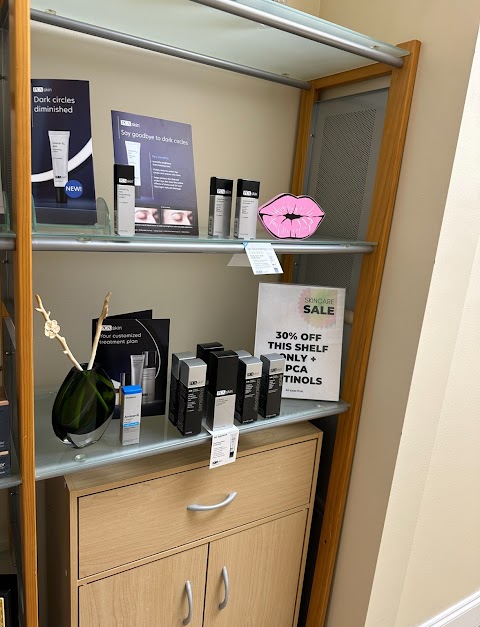 Silk Laser + Aesthetics Centre
