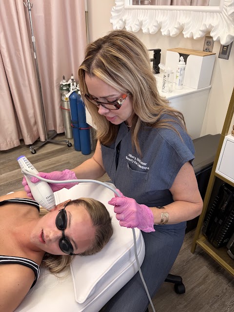 Laser Skin Girl Hillary, Beauty Bar Medspa & BioWell Lounge