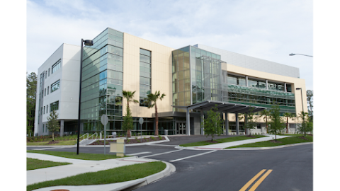 UF Health Surgical and Cosmetic Dermatology - Springhill