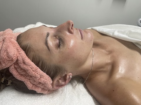 Deluxe Esthetics