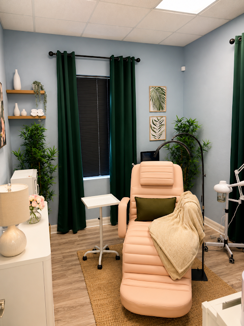 Straight2U Medical & Beauty Institute
