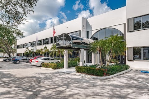 Patrick Abuzeni M.D - Cosmetic Plastic Surgeon