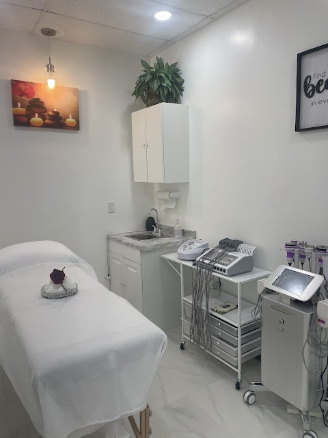 Fleur Rouge Aesthetics and Wellness Med Spa