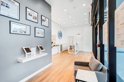 Silver Mirror Facial Bar - Coral Gables