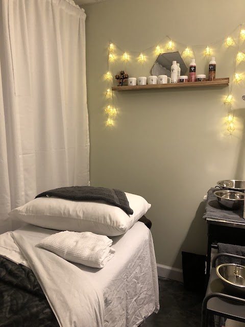 Olivia The Skin Therapist