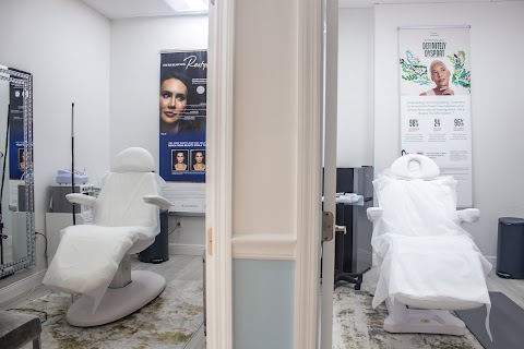 Goldfingers Aesthetics & Plastic Surgery - Sarasota