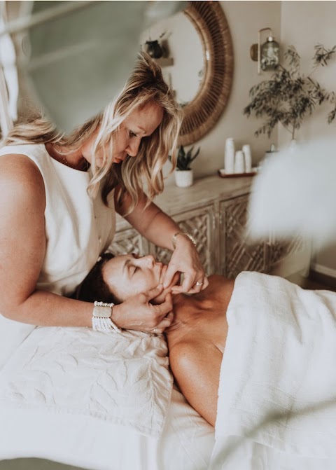 Michelle Renee Restorative Facialist