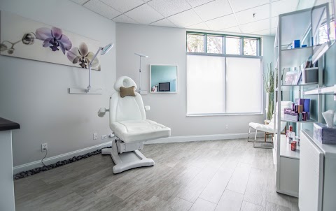The Laser Lounge Spa Naples
