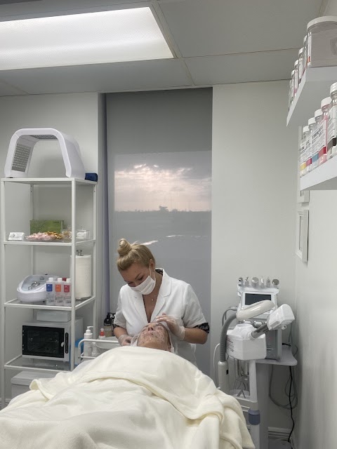 Elena Vale Pro | Facial Spa