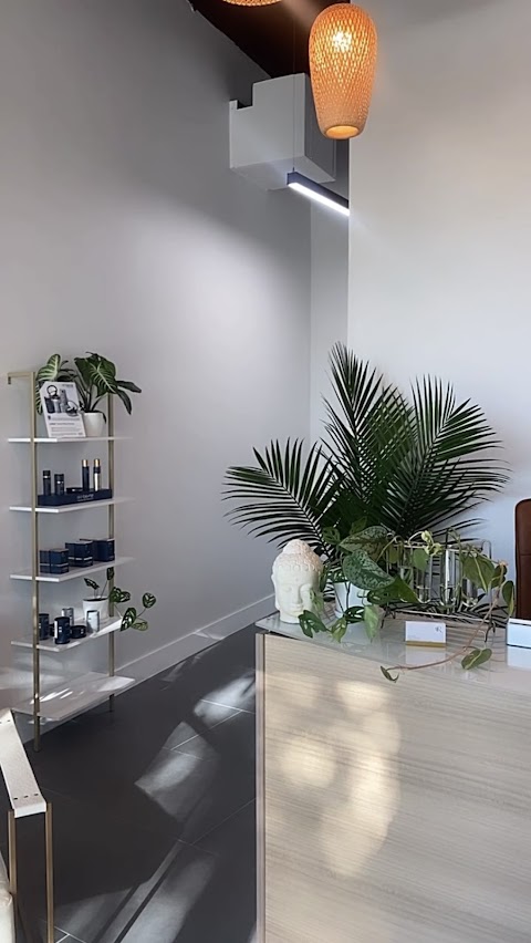 Roots Wellness and Medspa
