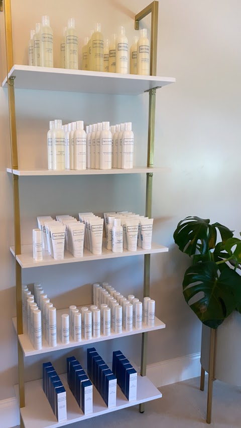 Skin Lounge