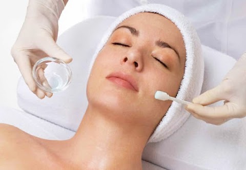 Advanced Skincare and Wellness by Stephanie Parker