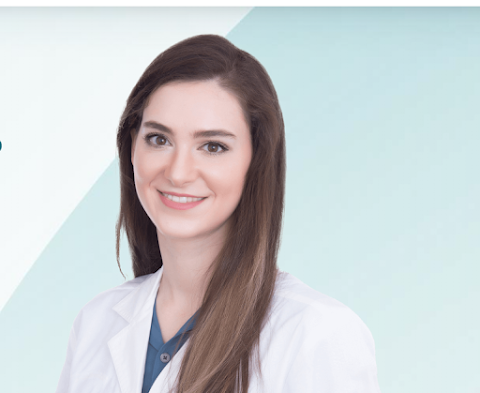 Ashley Pezzi, MD – Fort Myers Dermatologist