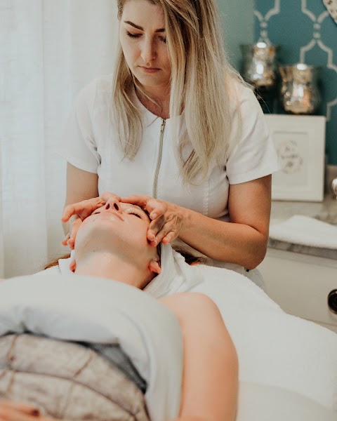 Stellar Skin Studio