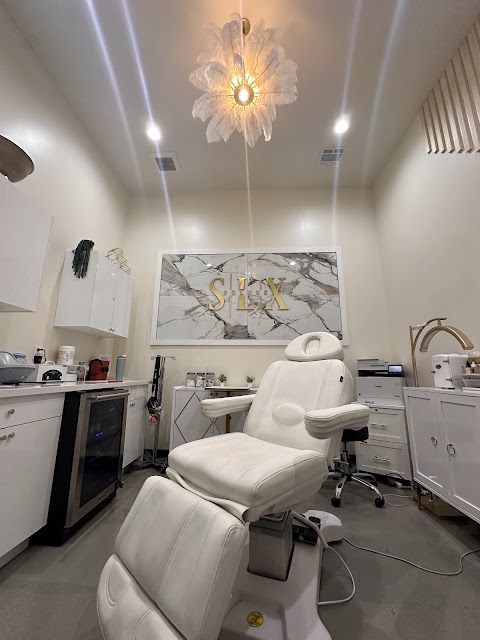 SoLuxe Salon And Med Spa