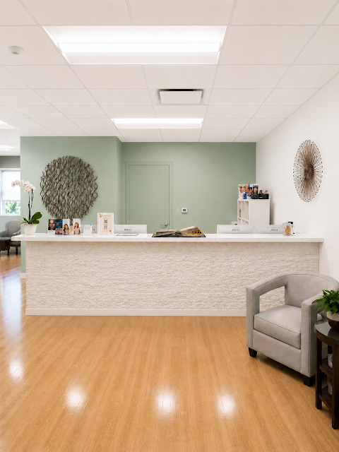 Aesthetic Eye Plastic Surgeons