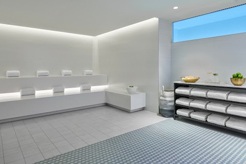 Sunny's Spa & Beauty Lounge