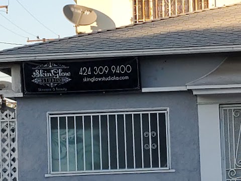 Skin Glow Studio